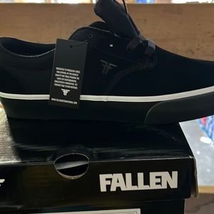 Fallen black/black Phoenix skate Shoe NEW size 9